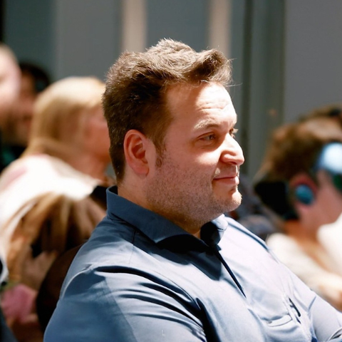 Jan Vanhoren - Sales